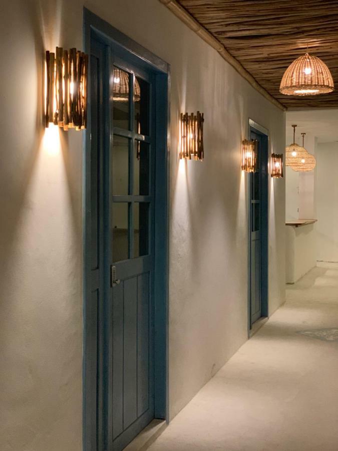 Seaesta Komodo Hostel & Hotel Лабуан Баджо Екстериор снимка